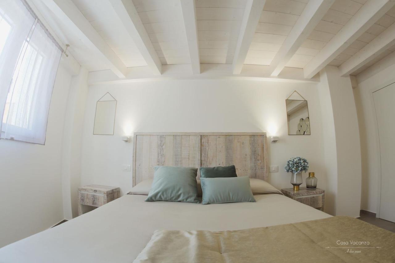 A Due Passi Apartment แตร์ราซีนี ภายนอก รูปภาพ