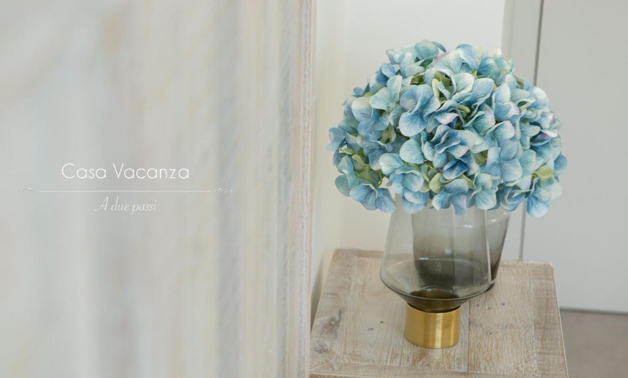 A Due Passi Apartment แตร์ราซีนี ภายนอก รูปภาพ