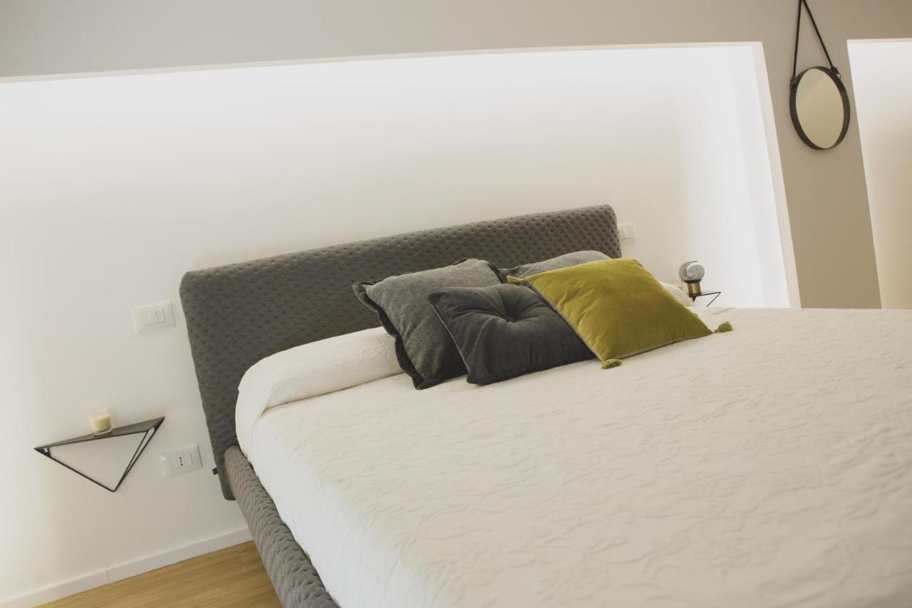 A Due Passi Apartment แตร์ราซีนี ภายนอก รูปภาพ
